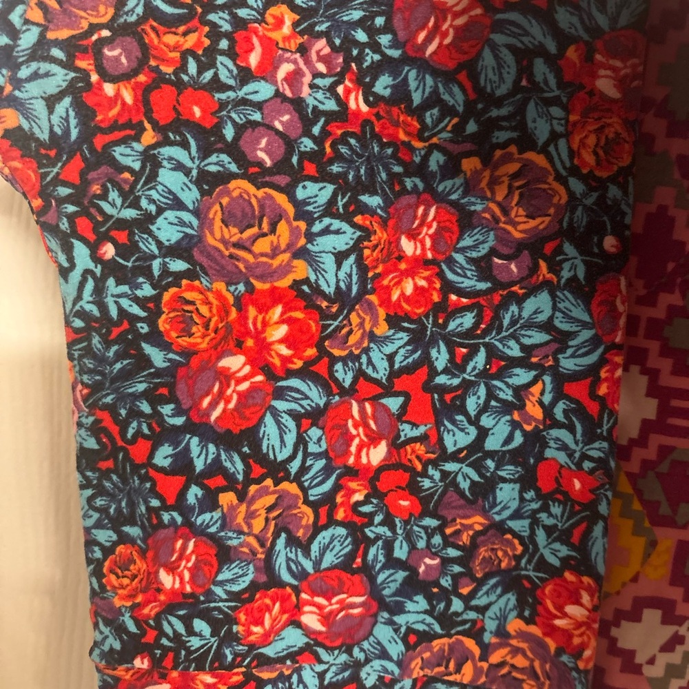 Colorful Patterned Leggings Set - Picture 12 of 14